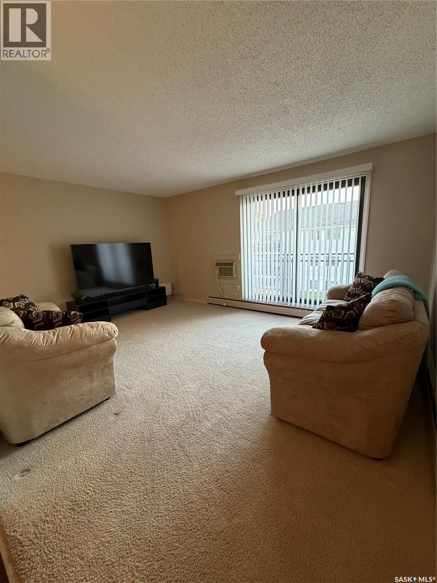 305 258 Pinehouse Place, Lawson, Saskatchewan  S7K 4X1 - Photo 9 - SK046609