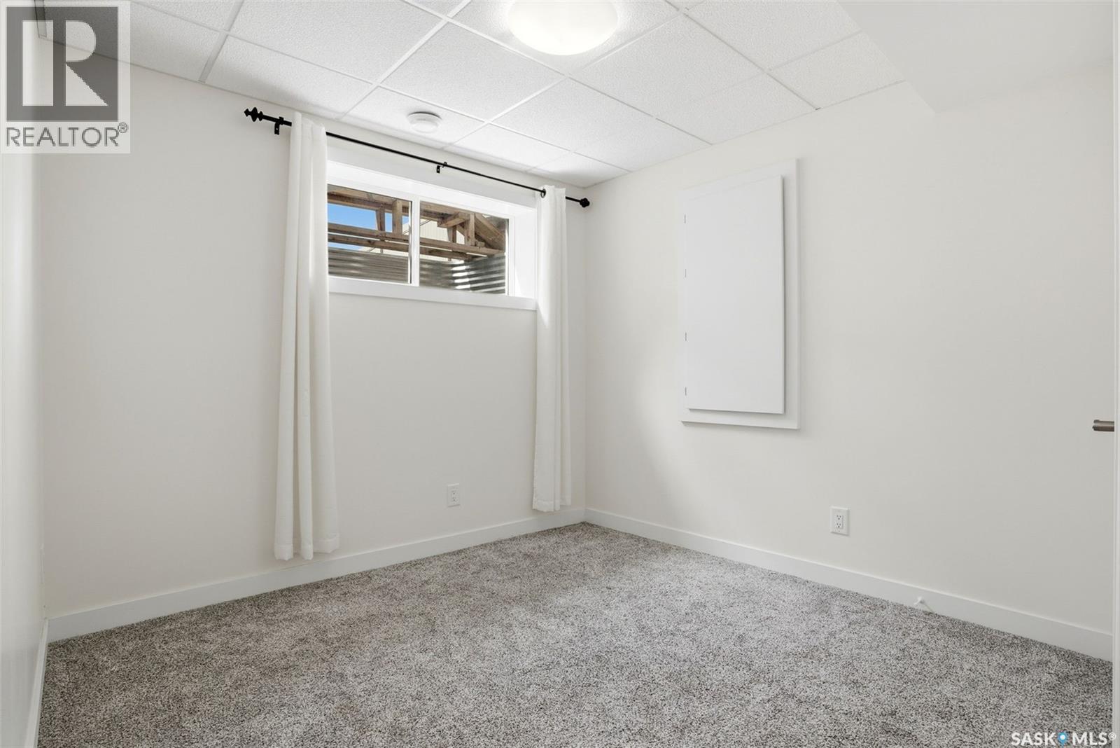 1760 Mustard Street, Regina, Saskatchewan  S4Y 0G1 - Photo 38 - SK046509