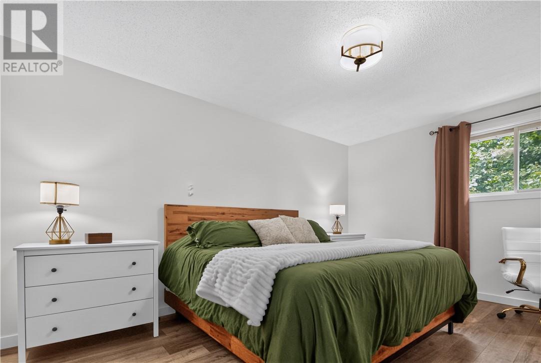 10 Firmin Court, Greater Sudbury, Ontario  P0M 1B0 - Photo 19 - 2130020