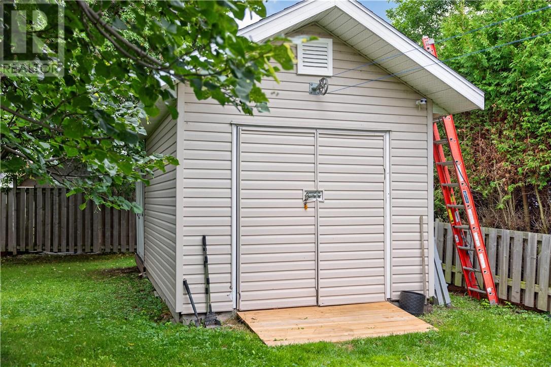 10 Firmin Court, Greater Sudbury, Ontario  P0M 1B0 - Photo 34 - 2130020
