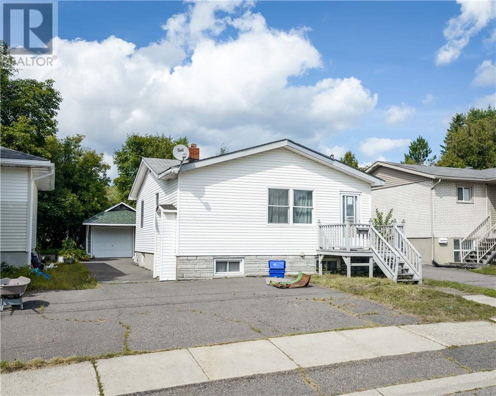 464 Mckim Street, Sudbury, Ontario  P3C 2L6 - Photo 2 - 2130018