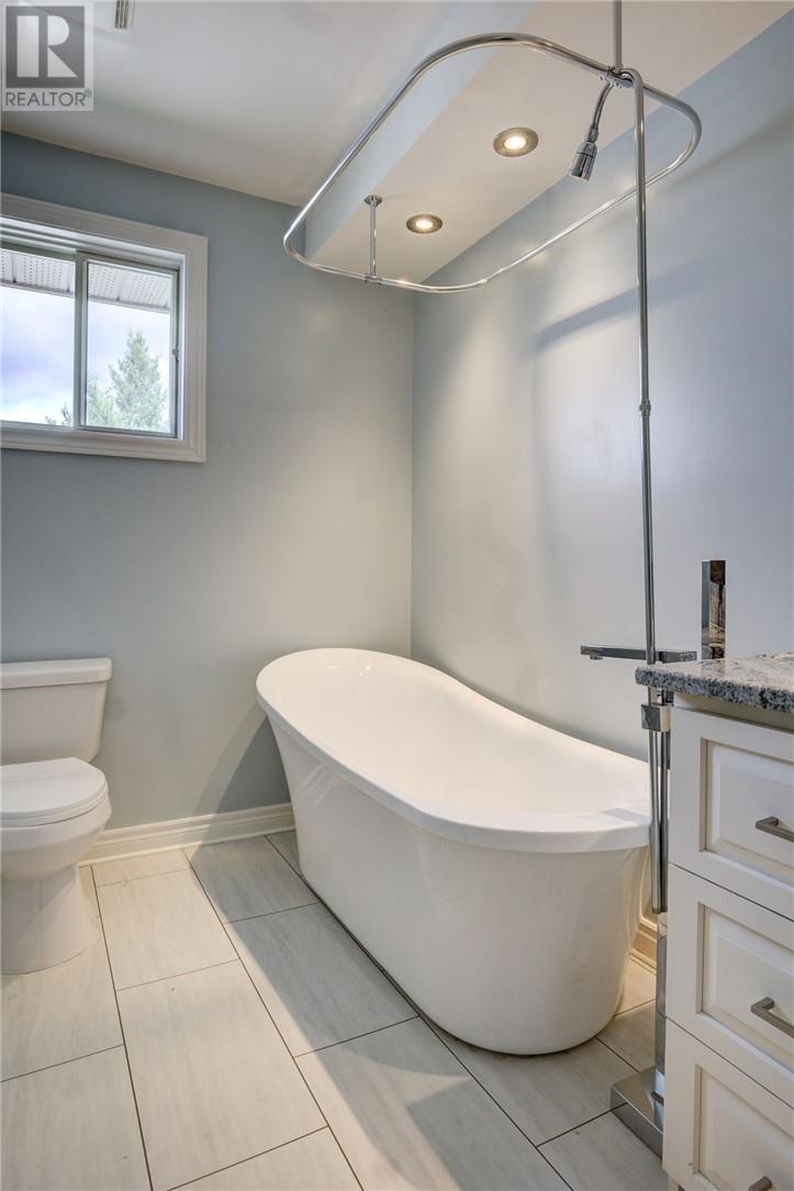 4078 Frost Avenue, Hanmer, Ontario  P3P 1E2 - Photo 15 - 2130015