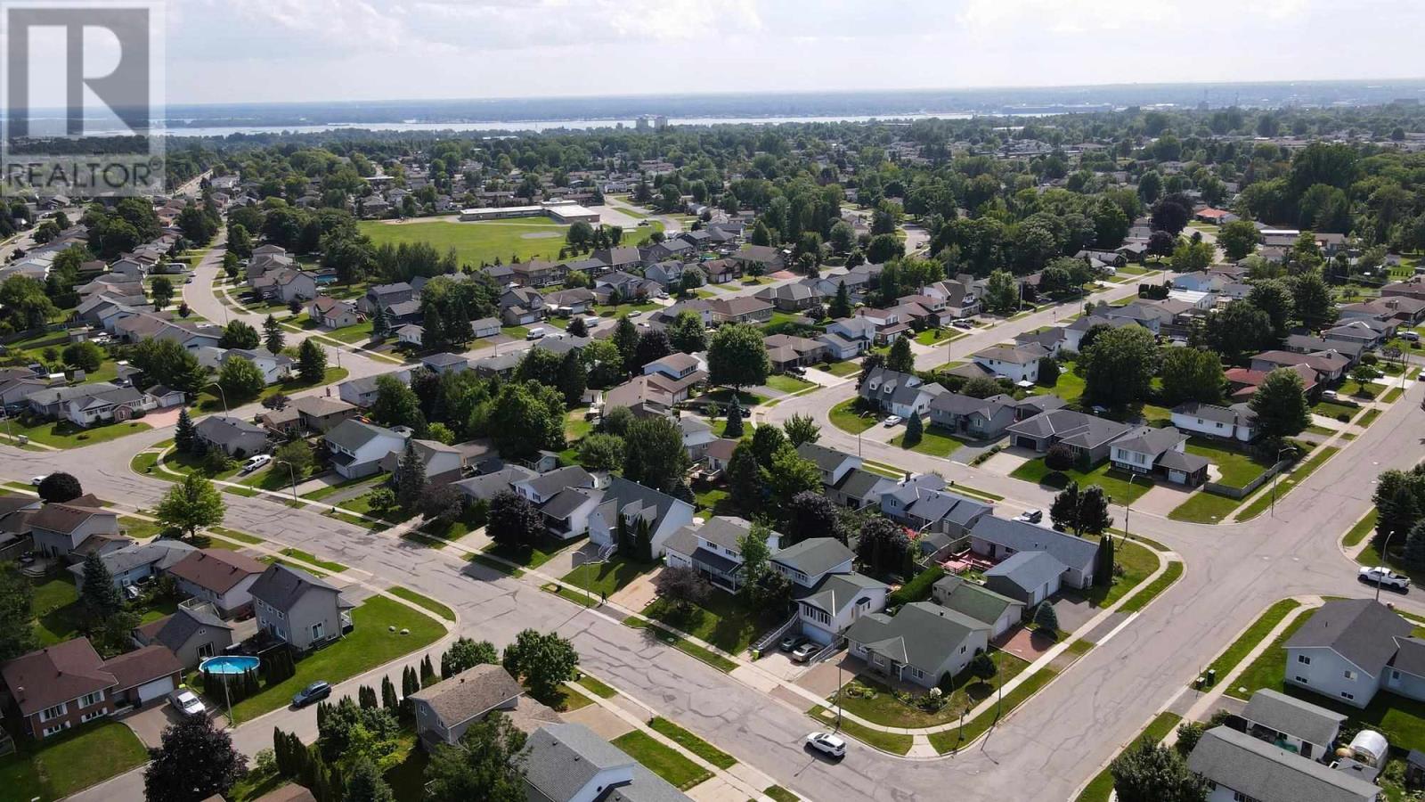 1007 Lake St, Sault Ste. Marie, Ontario  P6B 6C8 - Photo 10 - SM262315