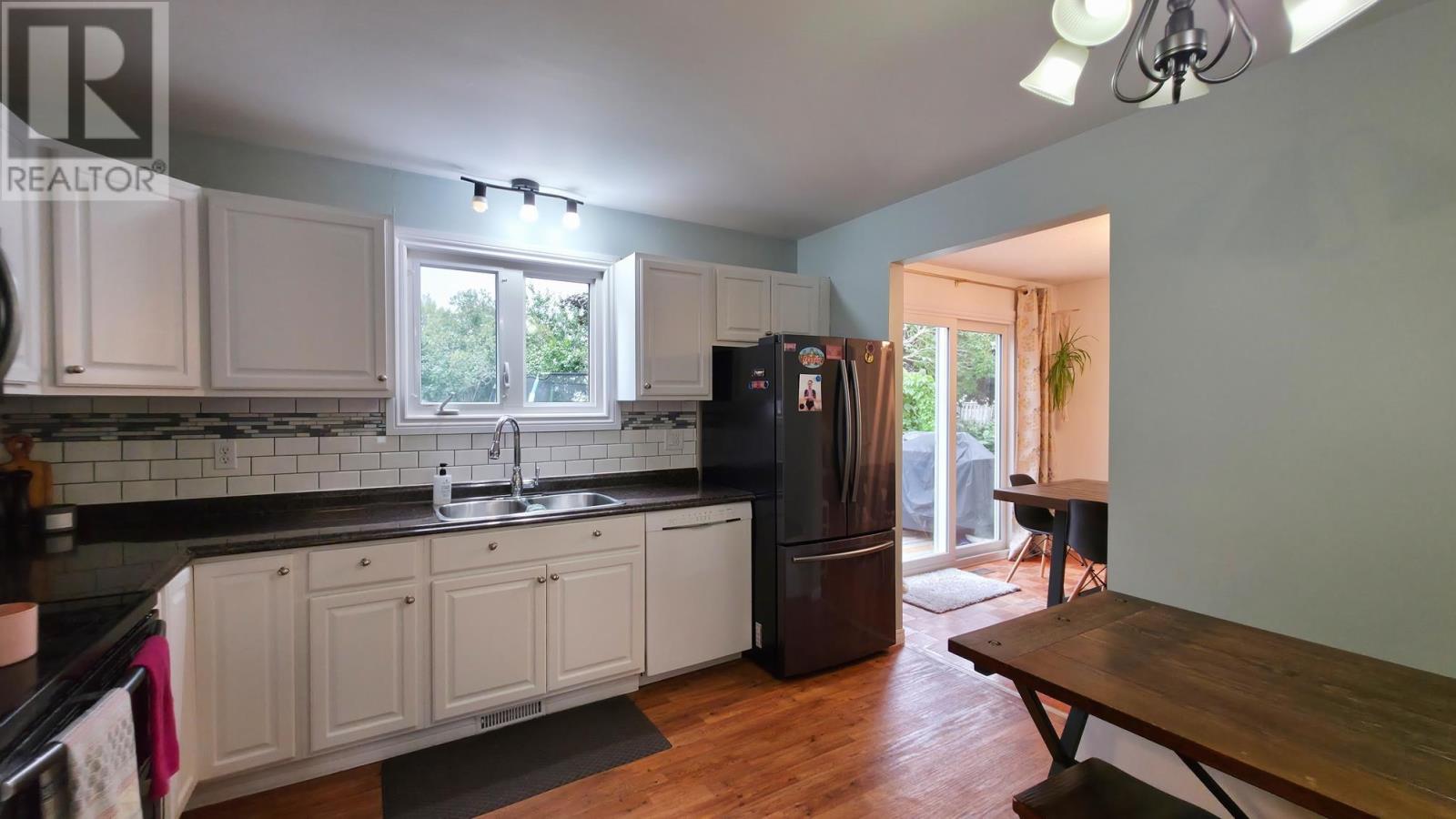 1007 Lake St, Sault Ste. Marie, Ontario  P6B 6C8 - Photo 22 - SM262315