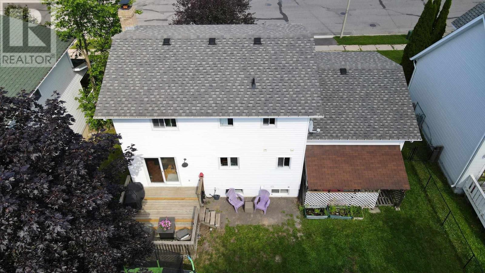 1007 Lake St, Sault Ste. Marie, Ontario  P6B 6C8 - Photo 7 - SM262315