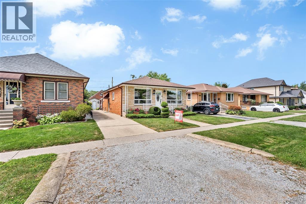2391 Meighen Road, Windsor, Ontario  N8W 4B8 - Photo 3 - 26020831