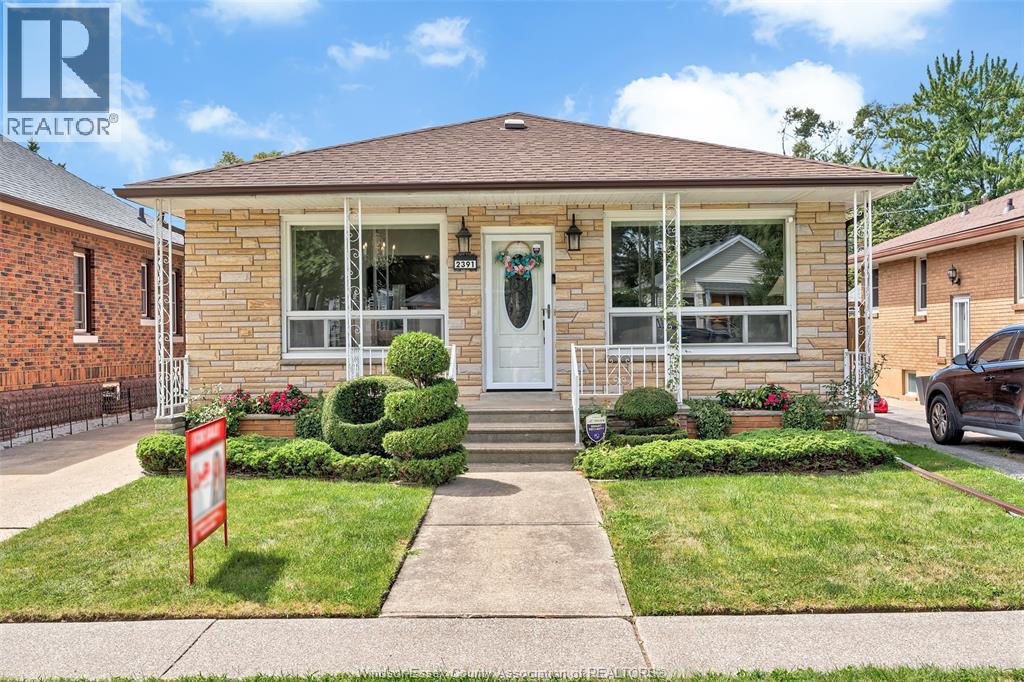 2391 Meighen Road, Windsor, Ontario  N8W 4B8 - Photo 1 - 26020831