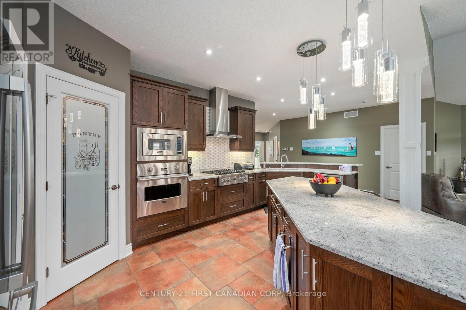 286 Dufferin Street, Central Elgin, Ontario  N0L 1B0 - Photo 23 - X13713158