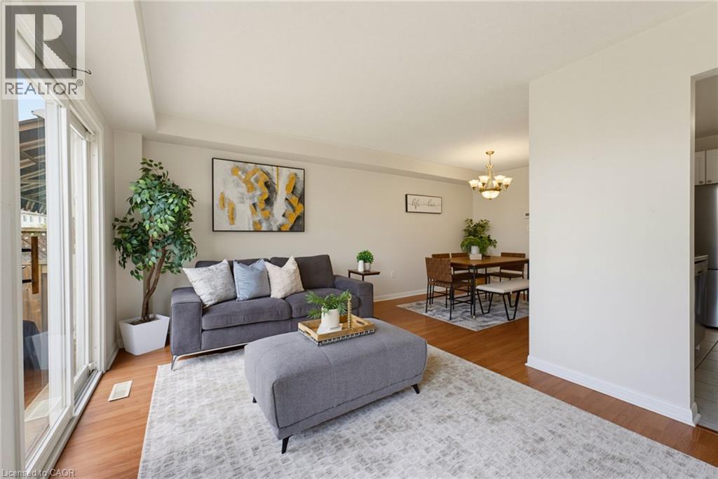 4425 Peter Drive, Burlington, Ontario  L7L 6S7 - Photo 8 - 40851835