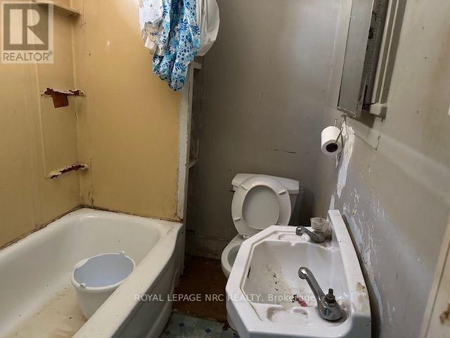 62 Haynes Avenue, St. Catharines, Ontario  L2R 3Z3 - Photo 10 - X13687750