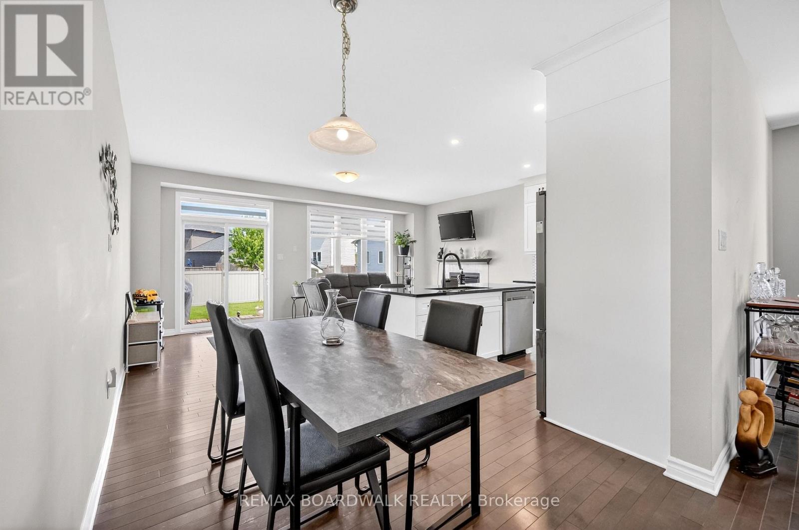 2 Duncanville Street, Russell, Ontario  K4R 1E5 - Photo 14 - X13713148