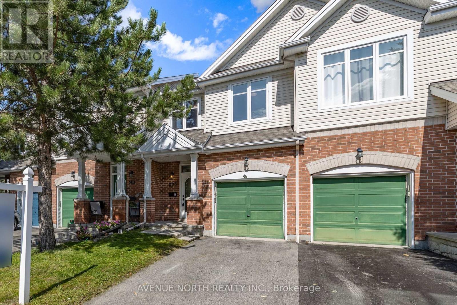 205 HIDDEN MEADOW AVENUE, Ottawa, Ontario
