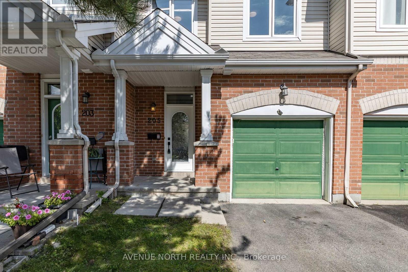205 Hidden Meadow Avenue, Ottawa, Ontario  K1T 0C2 - Photo 2 - X13713174