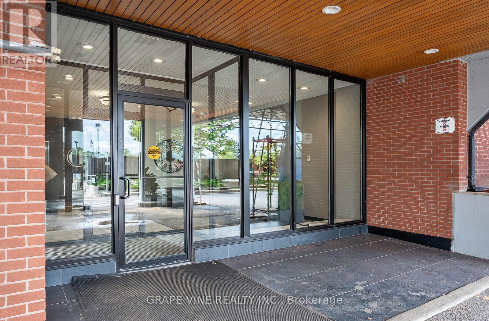 504 - 2951 Riverside Drive, Ottawa, Ontario  K1V 8W6 - Photo 2 - X13713384