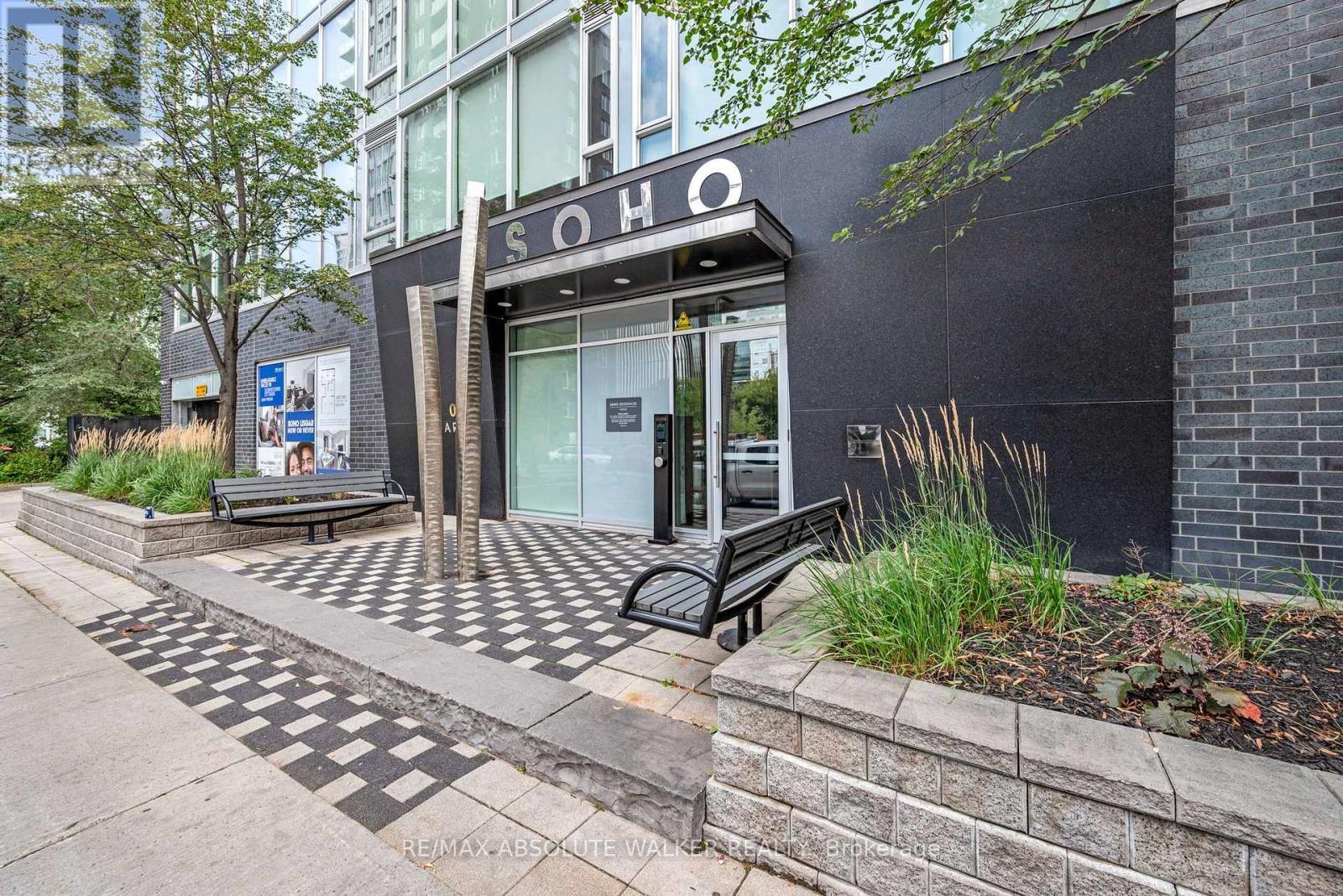 810 - 300 LISGAR STREET, Ottawa, Ontario