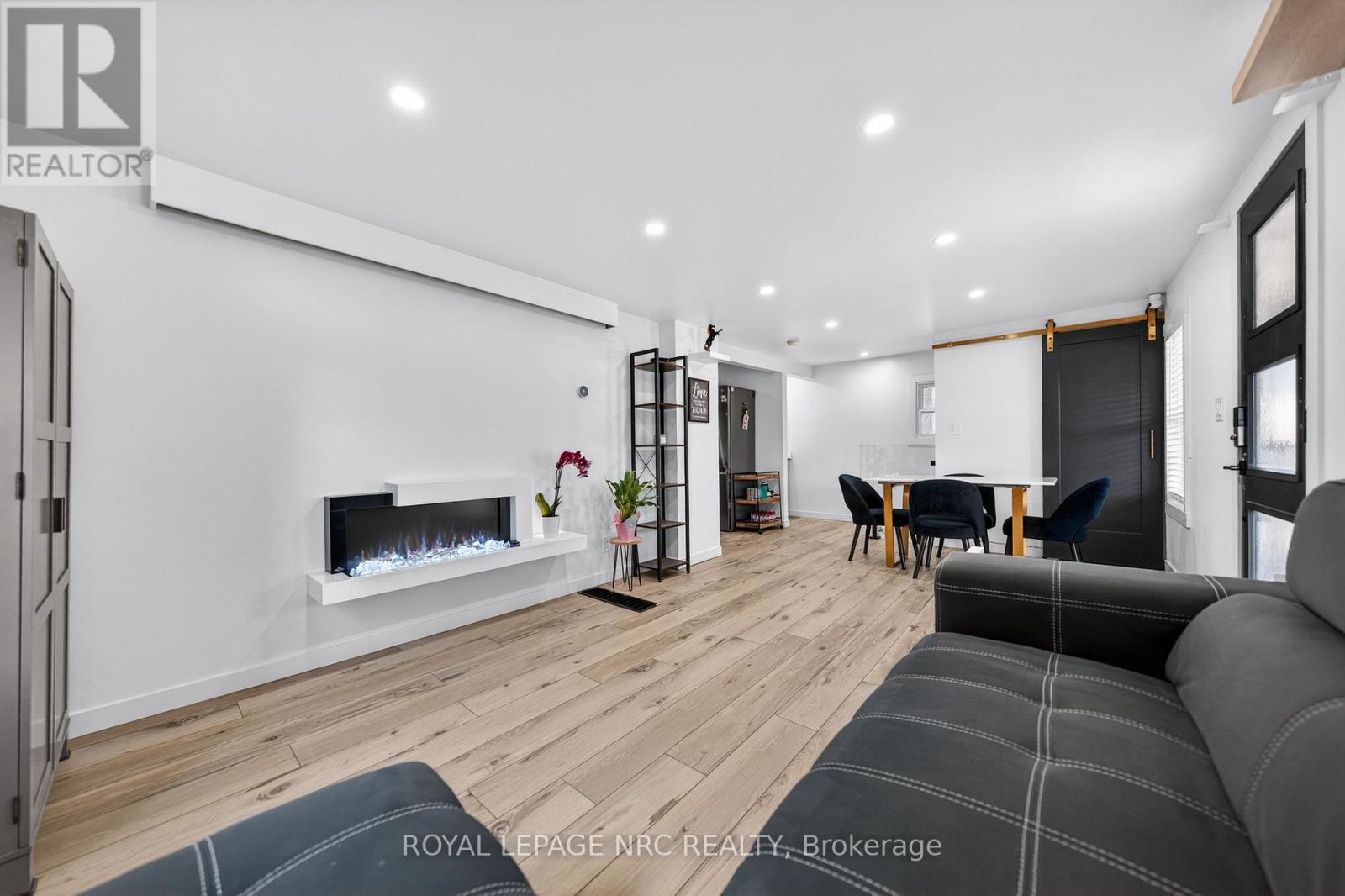 56 Decew Street, Port Colborne, Ontario  L3K 1C1 - Photo 7 - X13713270