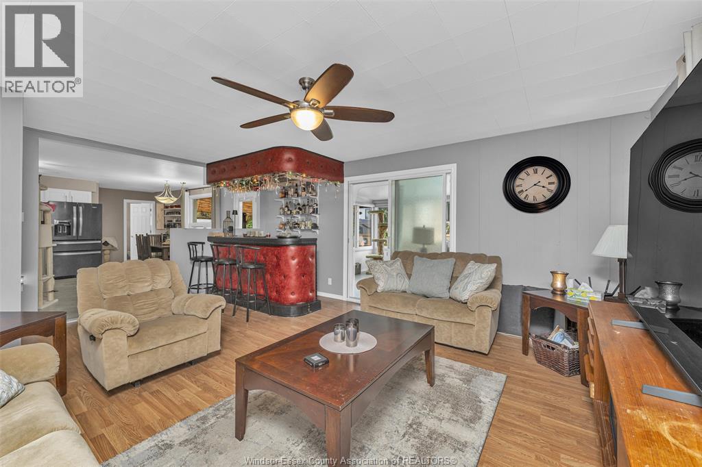 351 Superior Street, Lasalle, Ontario  N9J 1H7 - Photo 18 - 26020837
