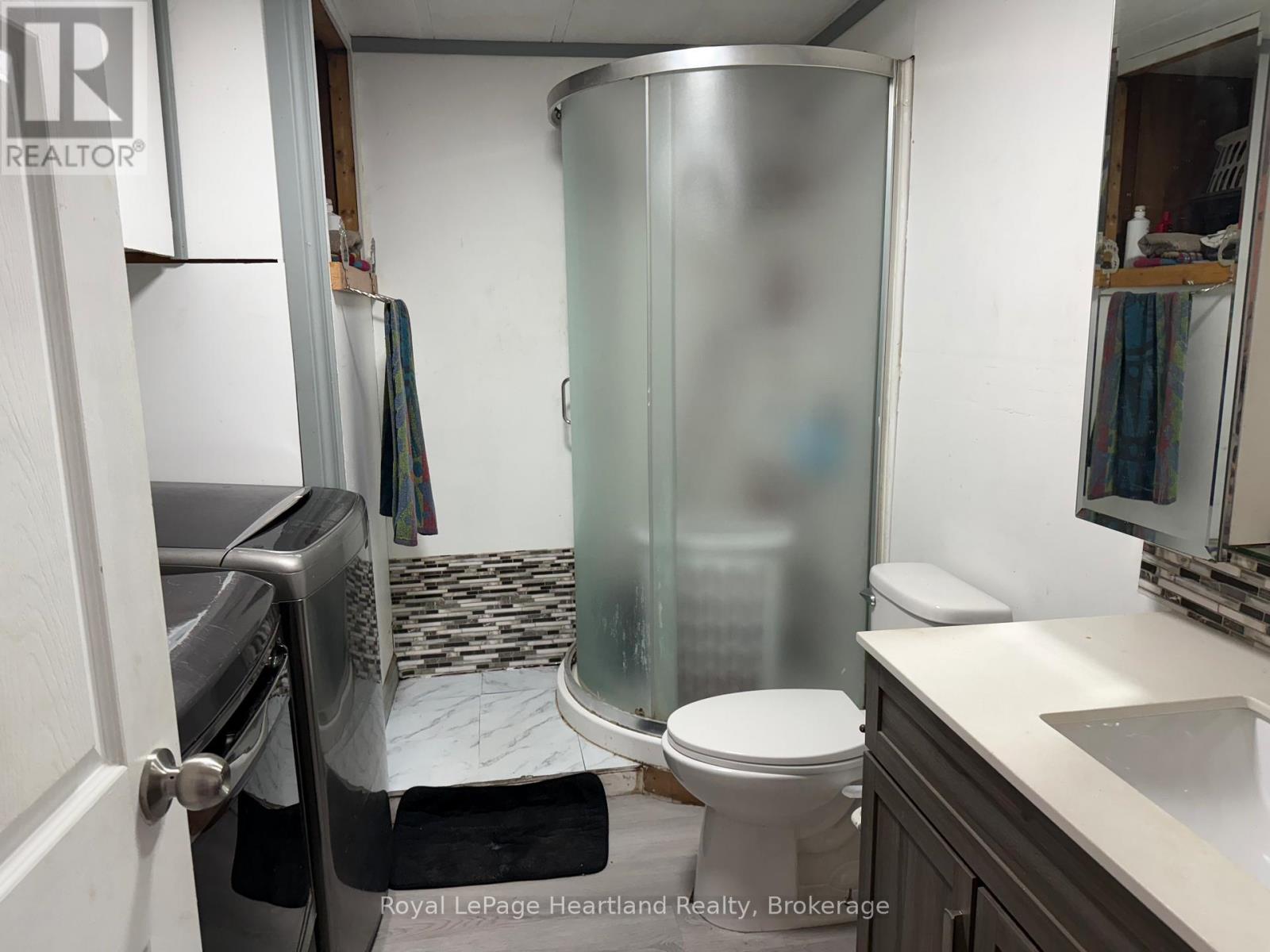 75049 Hensall Road, Huron East, Ontario  N0K 1W0 - Photo 8 - X13713242