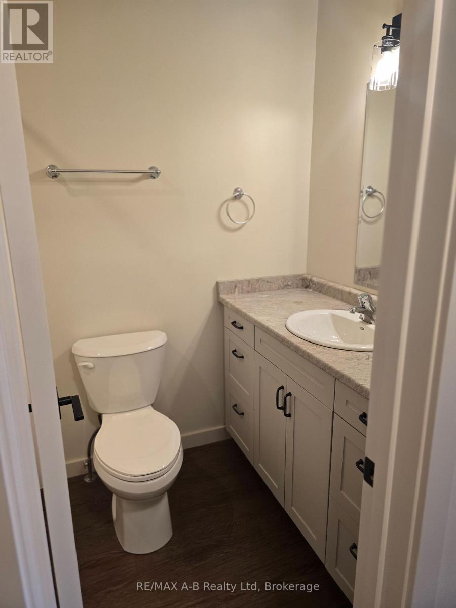 2 - 112 Ontario Street, Stratford, Ontario  N5A 7Y4 - Photo 10 - X13713354