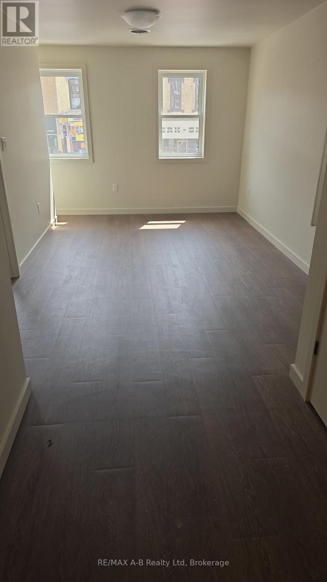 2 - 112 Ontario Street, Stratford, Ontario  N5A 7Y4 - Photo 12 - X13713354