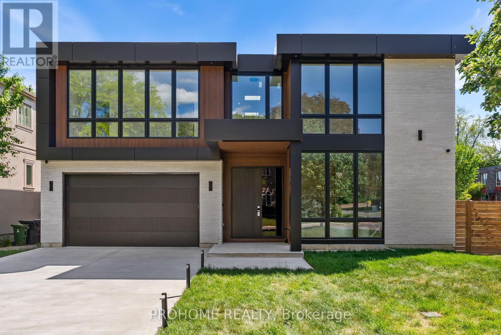 15 Aldershot Crescent, Toronto, Ontario  M2P 1L7 - Photo 2 - C13507638