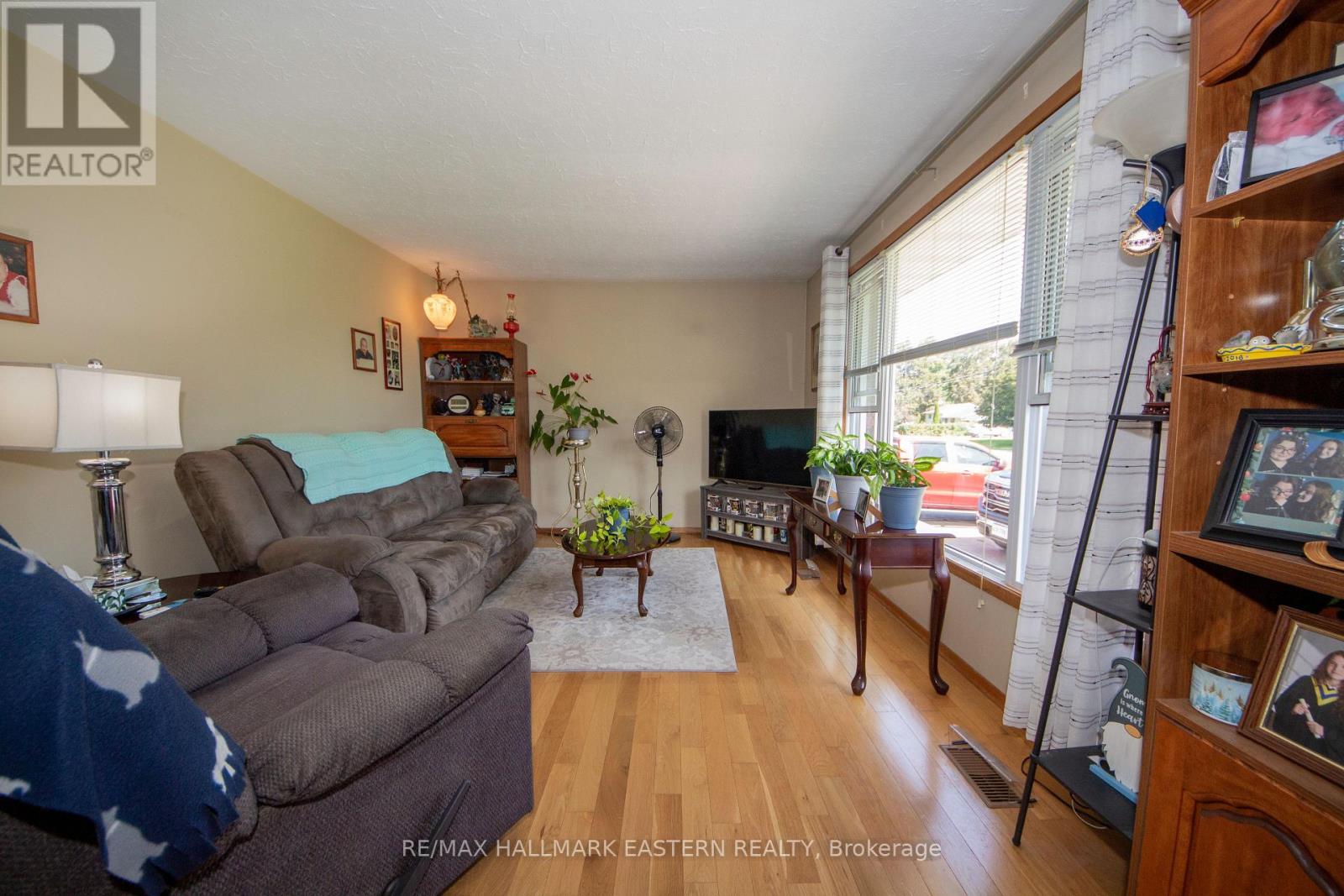 796 Maple Drive, Selwyn, Ontario  K0L 1T0 - Photo 3 - X13713422