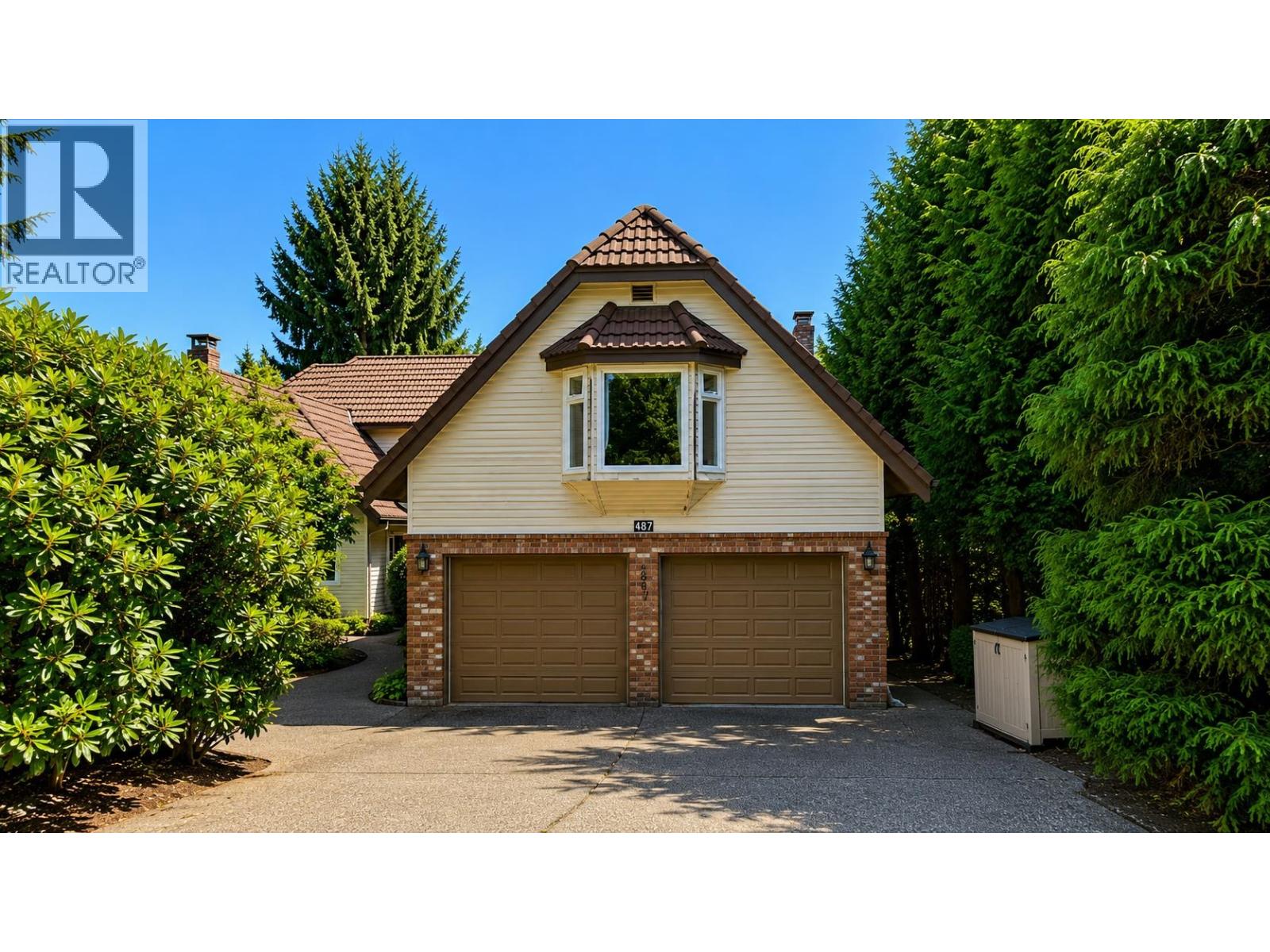 487 Alouette Drive, Coquitlam, British Columbia  V3C 4Y7 - Photo 2 - R3158489