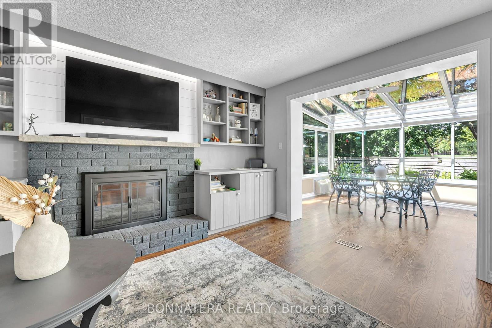 1409 Holly Court, Oakville, Ontario  L6H 3H4 - Photo 15 - W13712936