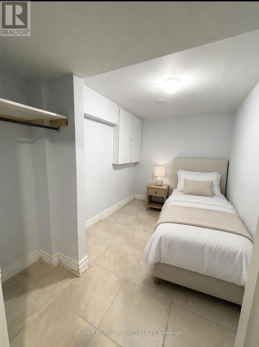 Bsmnt - 14 Pennycross Court, Vaughan, Ontario  L4L 3M6 - Photo 6 - N13713376