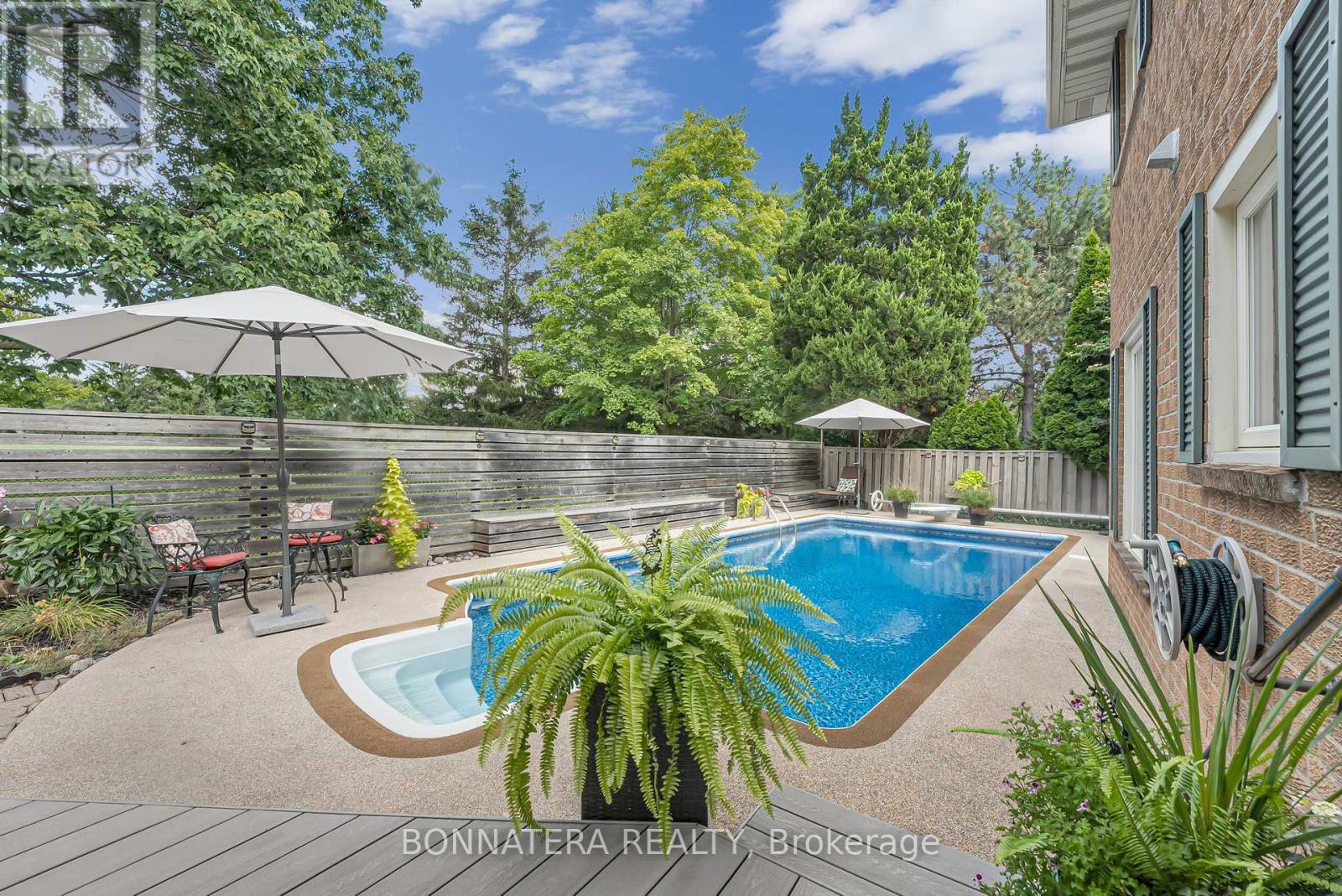 1409 Holly Court, Oakville, Ontario  L6H 3H4 - Photo 22 - W13712936