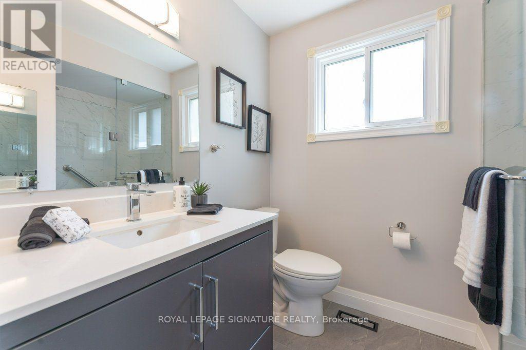 25 Stiver Court, Markham (Unionville), Ontario  L3R 2R1 - Photo 14 - N13713392