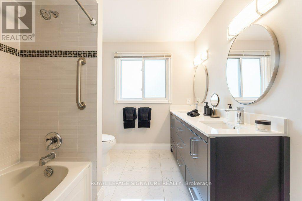 25 Stiver Court, Markham (Unionville), Ontario  L3R 2R1 - Photo 16 - N13713392