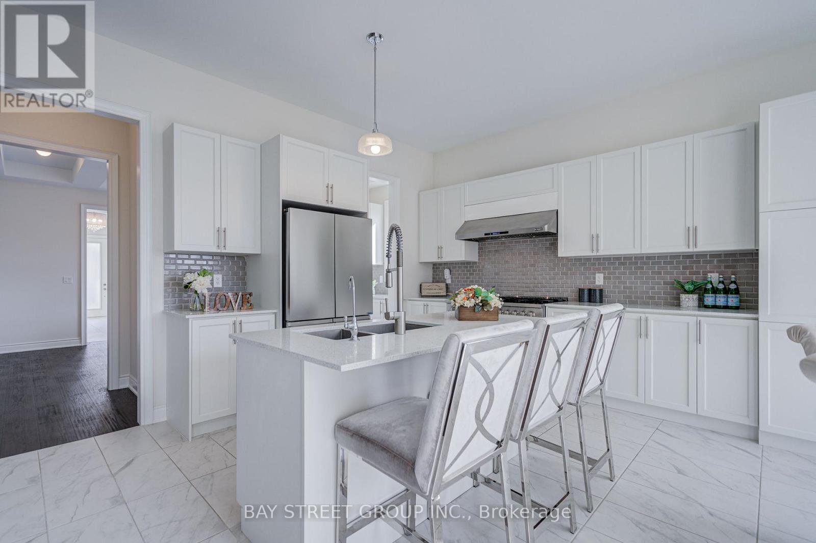 27 Hearthwood Gate, Whitchurch-Stouffville, Ontario  L4A 4X1 - Photo 15 - N13713398