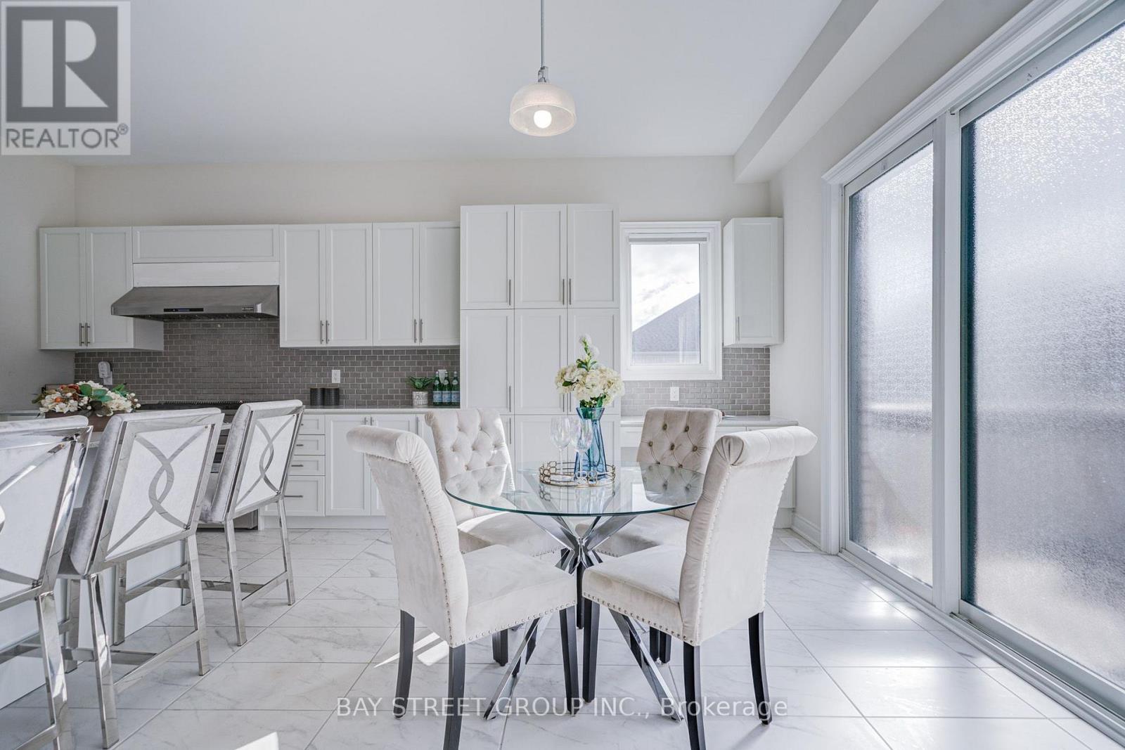 27 Hearthwood Gate, Whitchurch-Stouffville, Ontario  L4A 4X1 - Photo 22 - N13713398