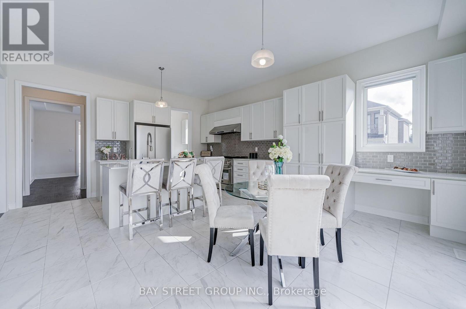 27 Hearthwood Gate, Whitchurch-Stouffville, Ontario  L4A 4X1 - Photo 23 - N13713398