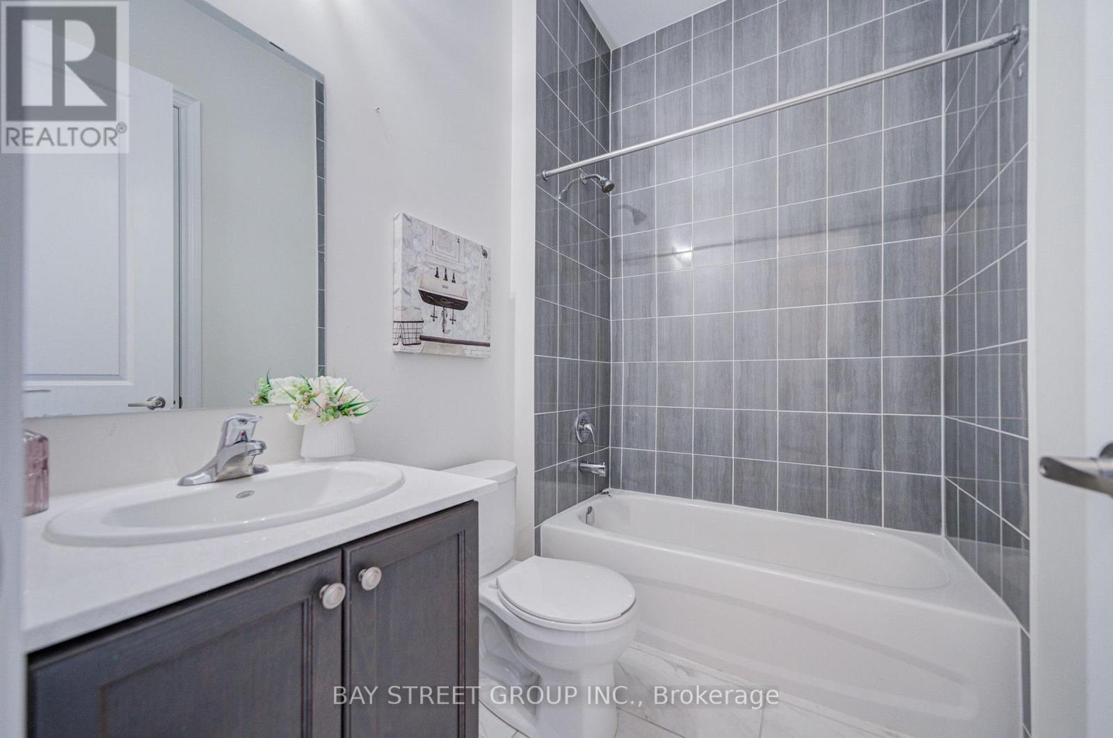 27 Hearthwood Gate, Whitchurch-Stouffville, Ontario  L4A 4X1 - Photo 46 - N13713398