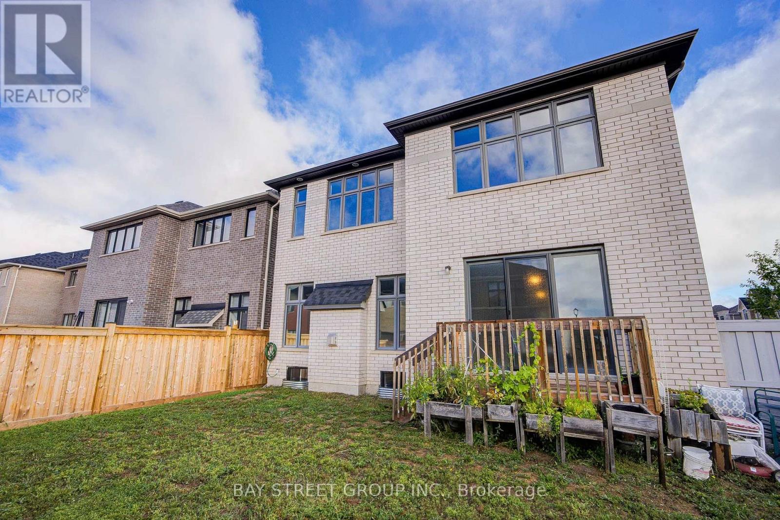 27 Hearthwood Gate, Whitchurch-Stouffville, Ontario  L4A 4X1 - Photo 50 - N13713398