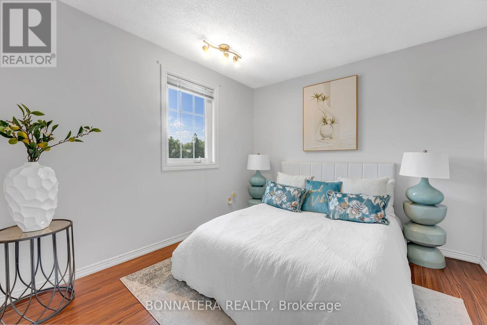 1409 Holly Court, Oakville, Ontario  L6H 3H4 - Photo 28 - W13712936