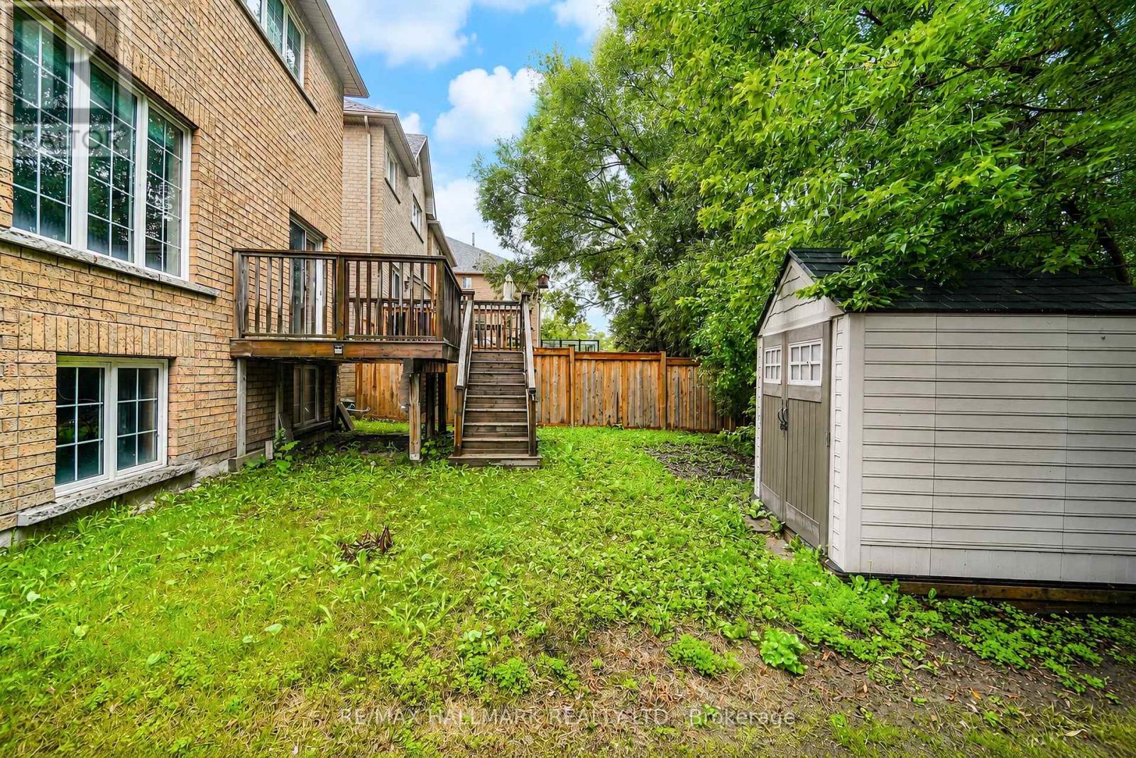 135 Maroon Drive, Richmond Hill, Ontario  L4E 5B7 - Photo 30 - N13713404