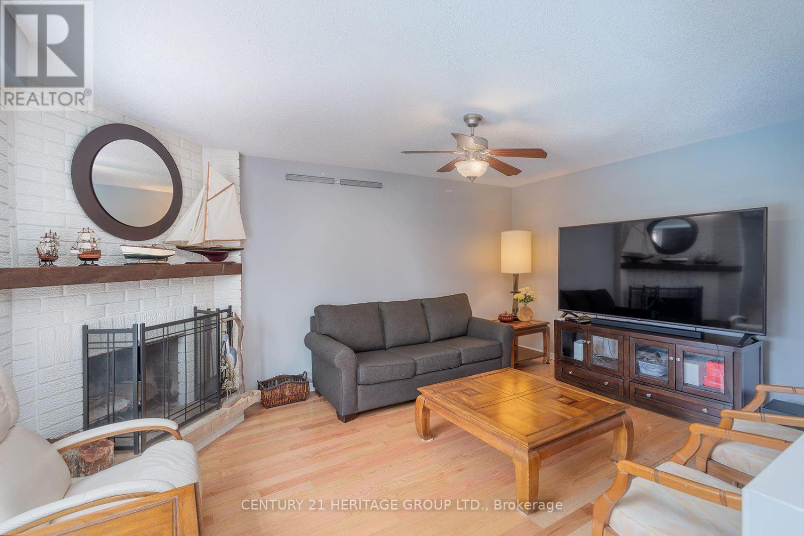 55 Chartwell Crescent, Georgina, Ontario  L4P 3N8 - Photo 12 - N13713412