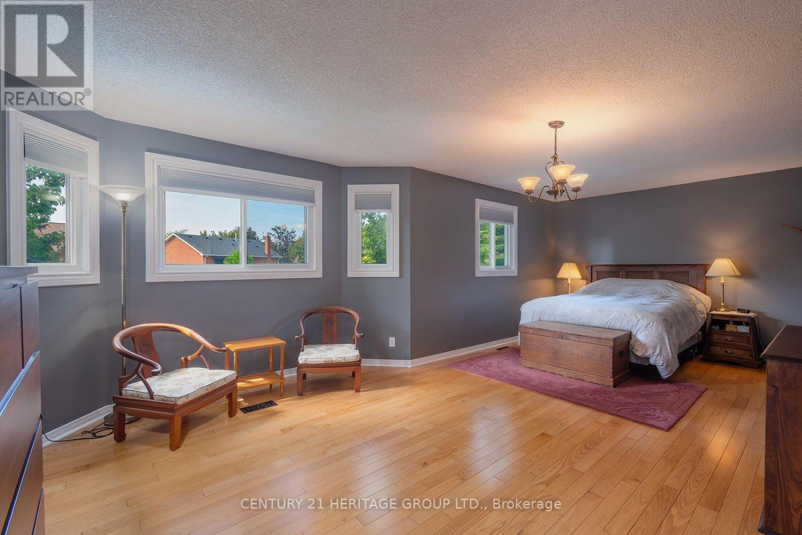 55 Chartwell Crescent, Georgina, Ontario  L4P 3N8 - Photo 20 - N13713412