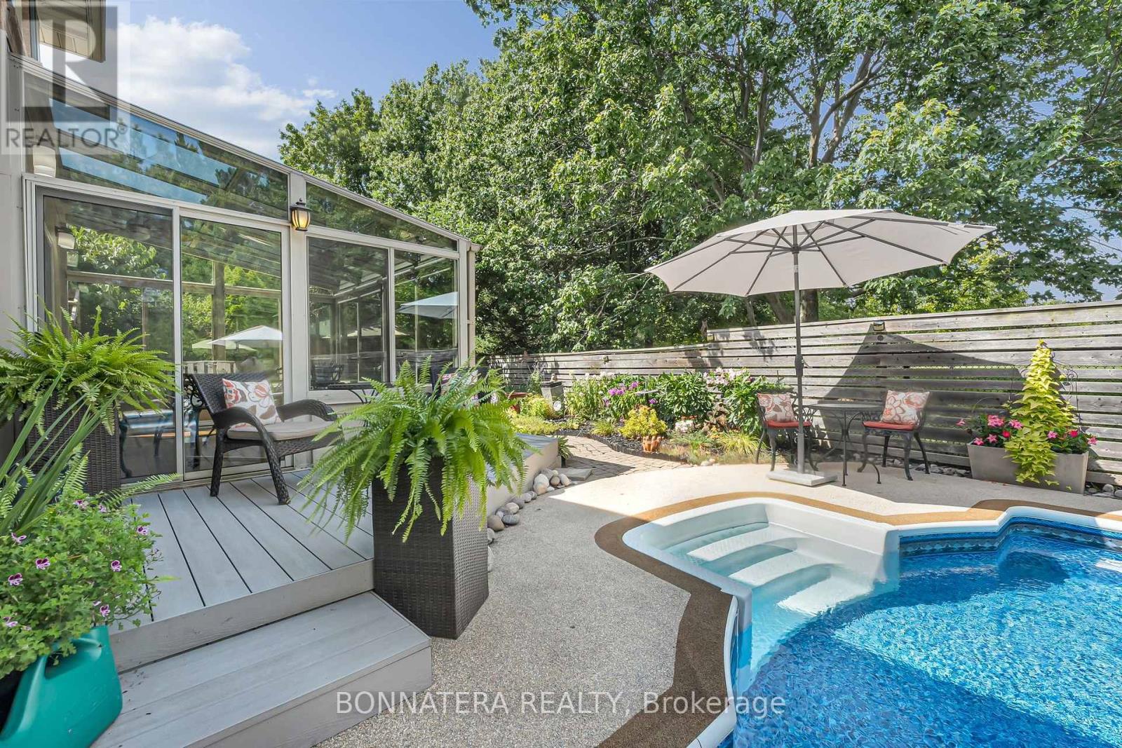 1409 Holly Court, Oakville, Ontario  L6H 3H4 - Photo 21 - W13712936