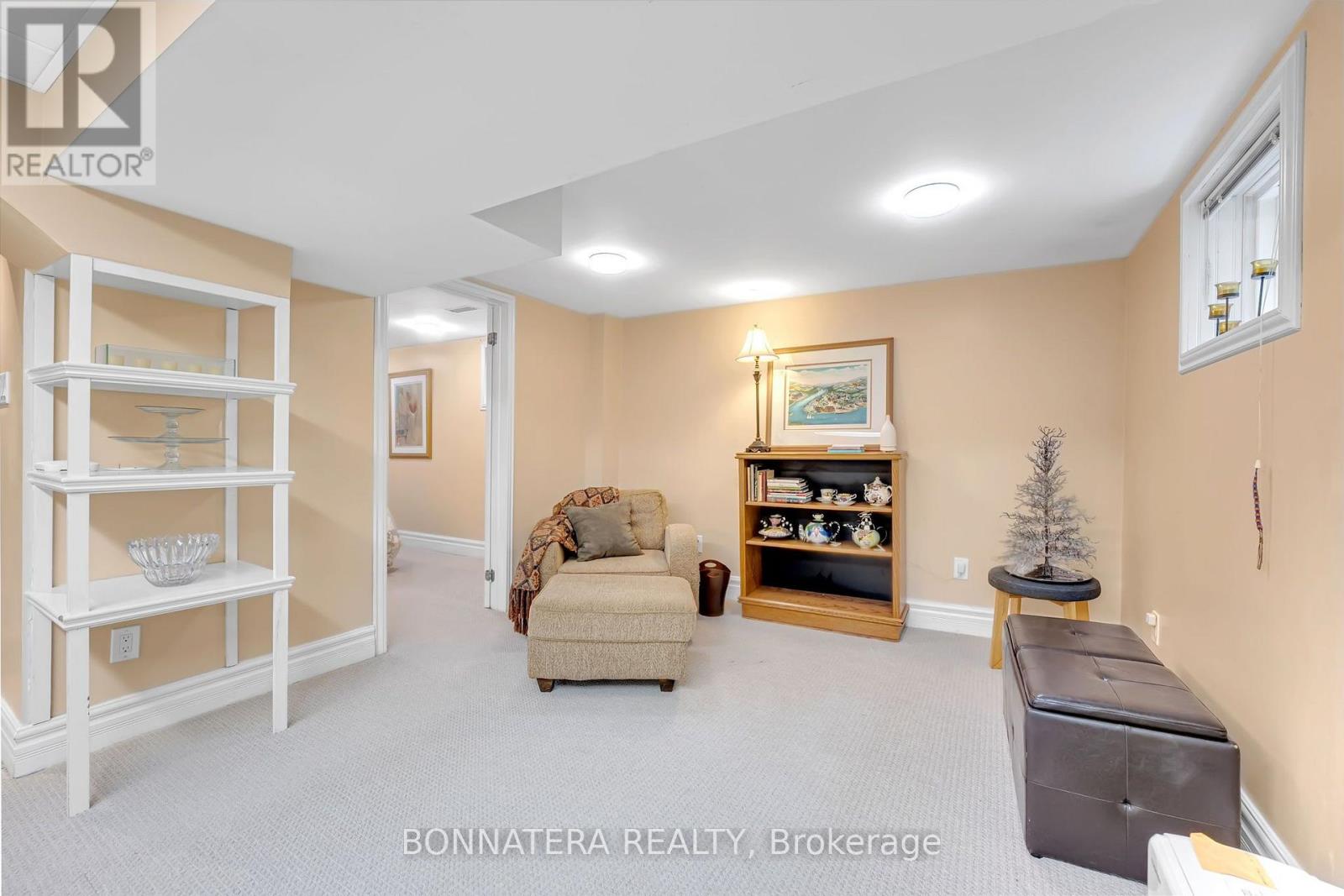 1409 Holly Court, Oakville, Ontario  L6H 3H4 - Photo 37 - W13712936