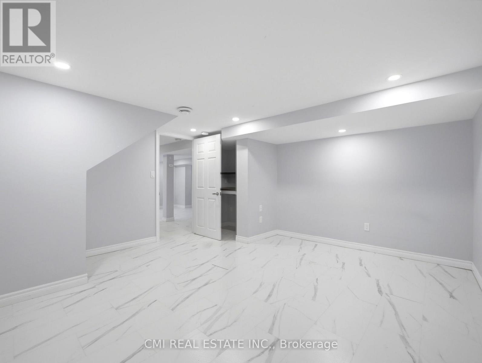 6476 Maranda Street, Niagara Falls, Ontario  L2G 1Z7 - Photo 39 - X13670102