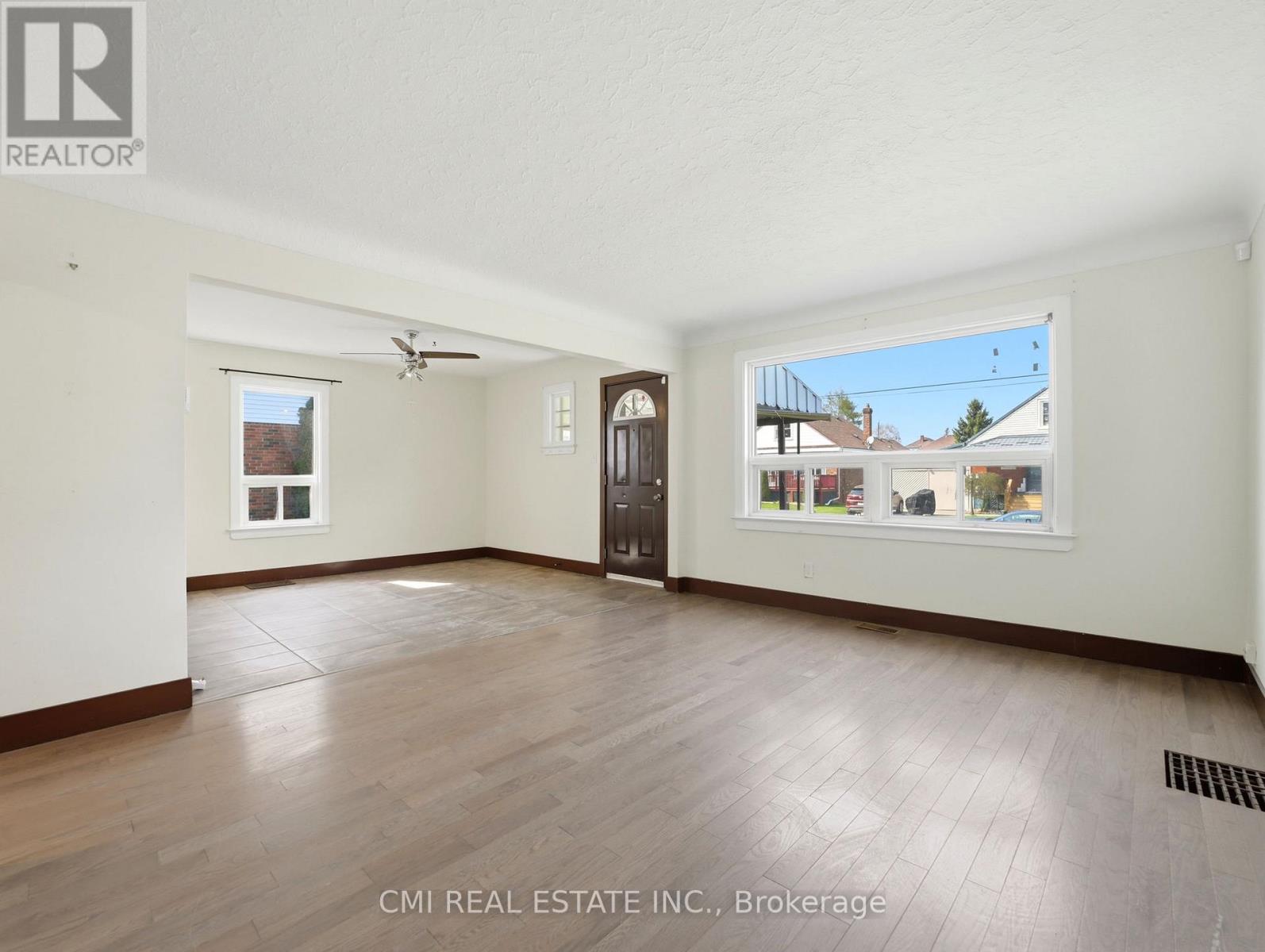 6476 Maranda Street, Niagara Falls, Ontario  L2G 1Z7 - Photo 8 - X13670102