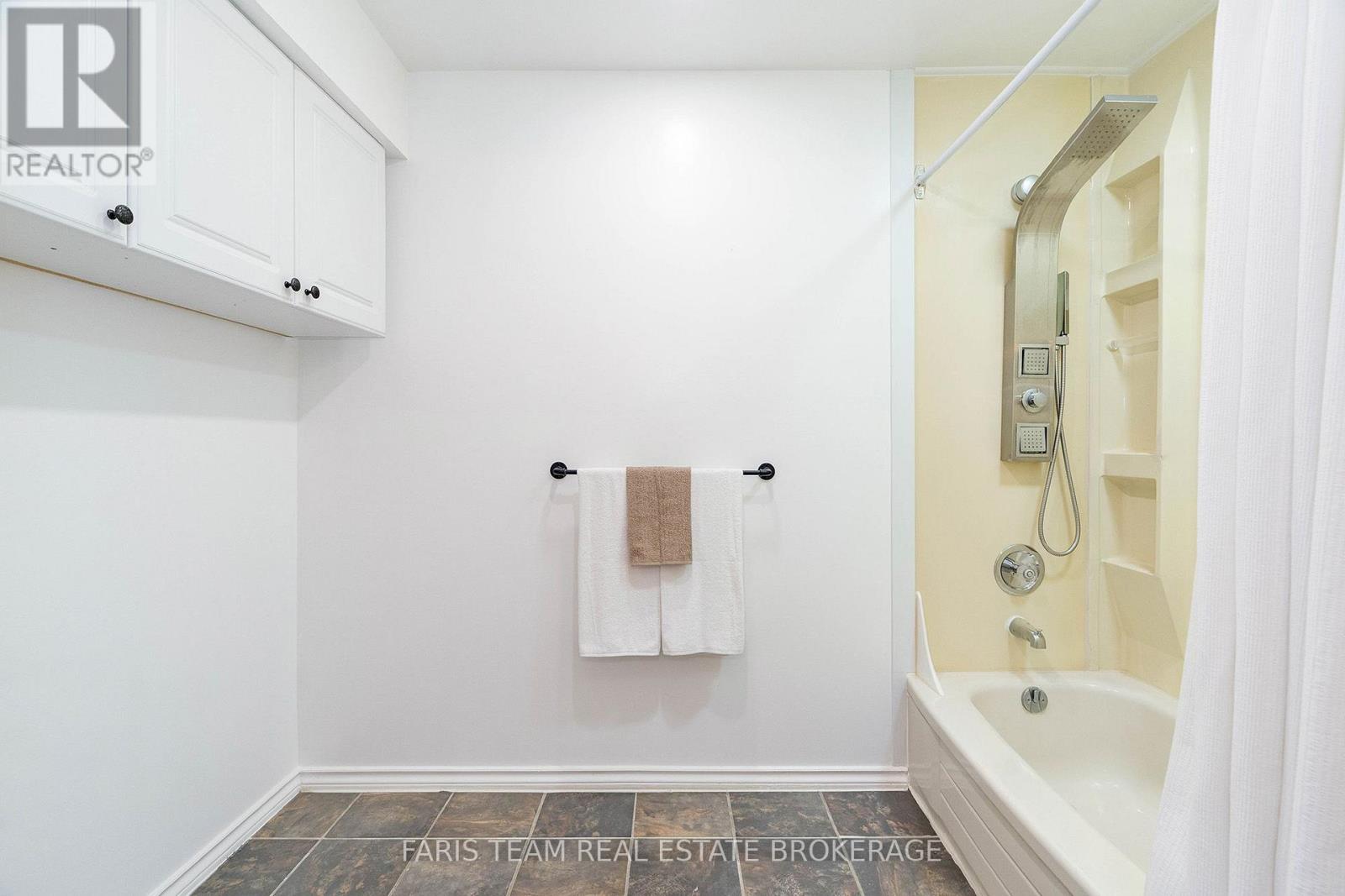 238 Robins Point Road, Tay, Ontario  L0K 2A0 - Photo 31 - S13713154