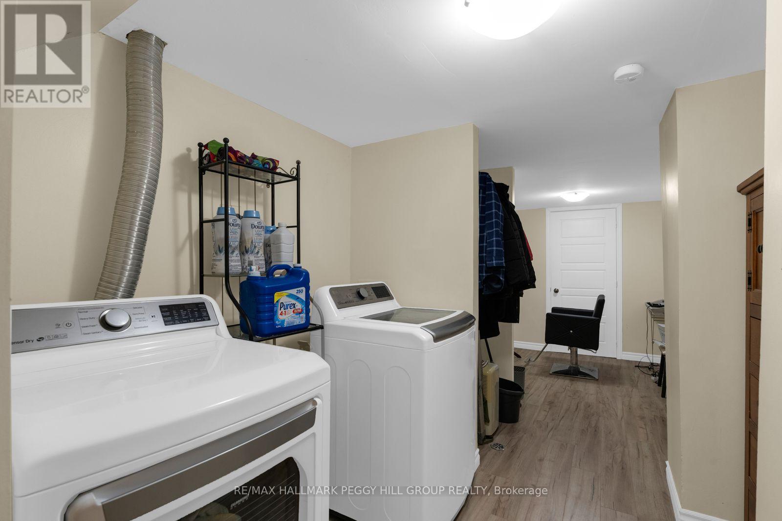211 Hickling Trail, Barrie, Ontario  L4M 5W6 - Photo 15 - S13713184