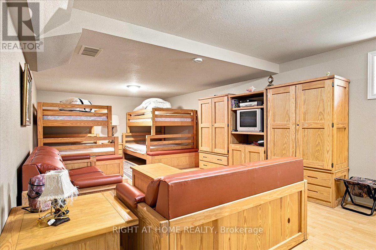 12 James Street, Tiny, Ontario  L0L 2T0 - Photo 31 - S13713258