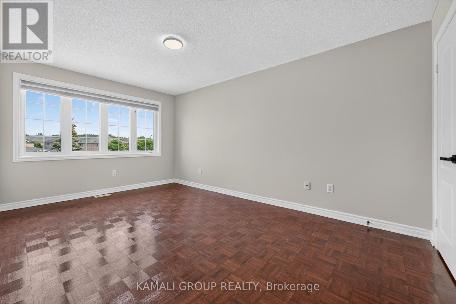 10 Rebecca Court, Barrie, Ontario  L4N 0V5 - Photo 26 - S13713308