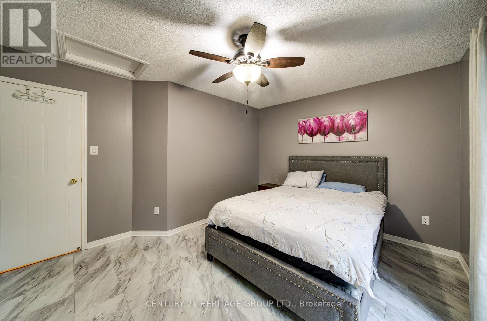 68 Dyer Drive, Wasaga Beach, Ontario  L9Z 1E4 - Photo 12 - S13713334